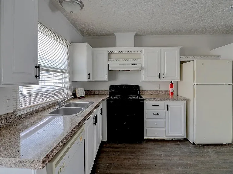 11727 Greensbrook Forest Dr — Photo 15