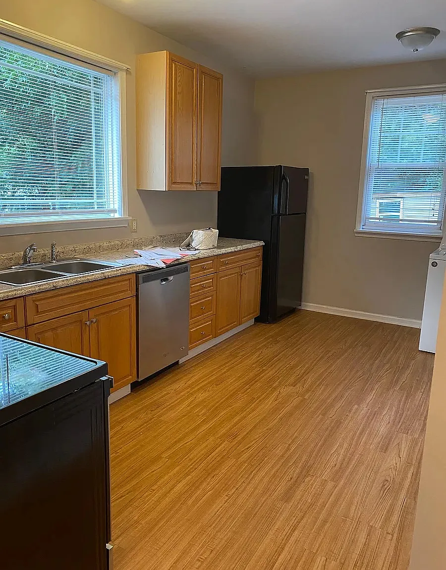 2 bed, 800 sqft, $1,300 — Photo 4