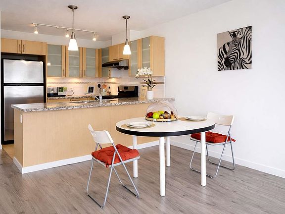 5th image of 7888 Saba Rd #1207