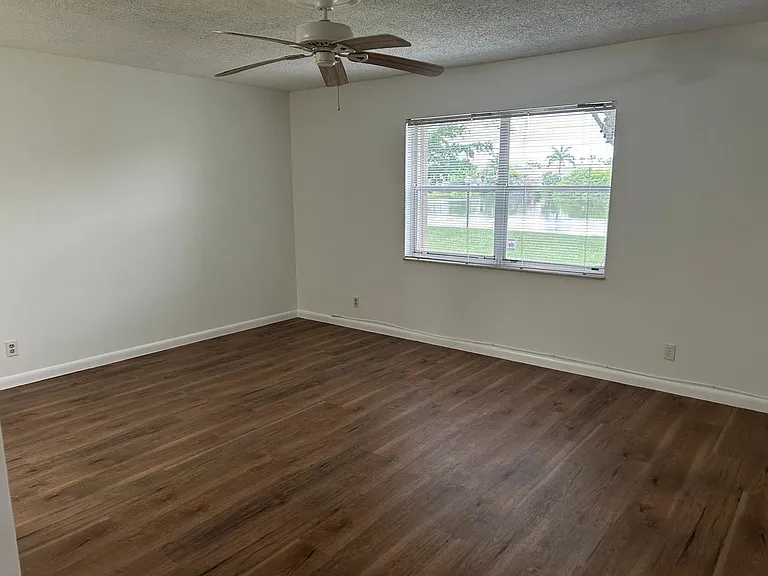 3300 Spanish Moss Ter — Photo 21