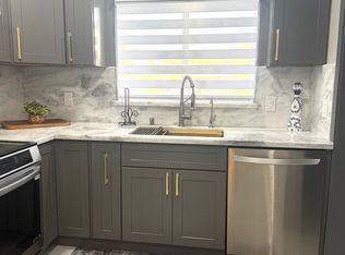 (Undisclosed Address), Huntington Beach, CA 92647