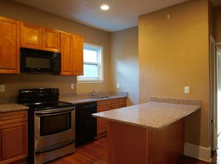 375 Bay View Ave #2, Cranston, RI 02905