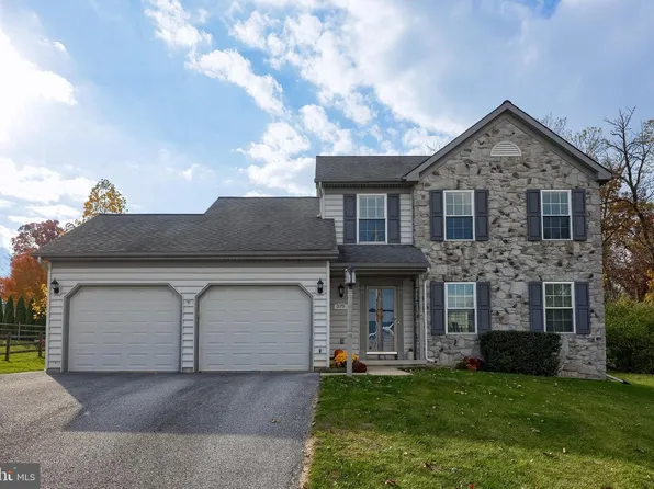 575 Red Run Rd, East Earl, PA 17519