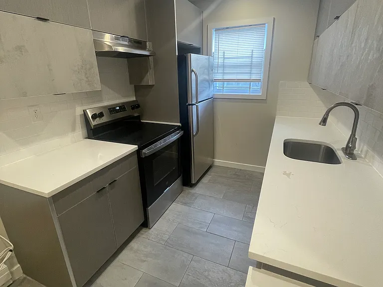 356 S 6th St #1AA — Photo 7