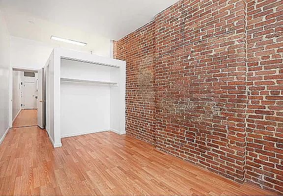 4th image of 511 E 83rd St #1BE