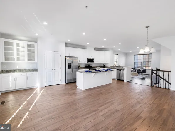 9443 Ballard Green Dr, Owings Mills, MD 21117