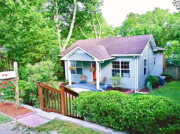 1408 Oakhurst Dr, Nashville, TN 37216