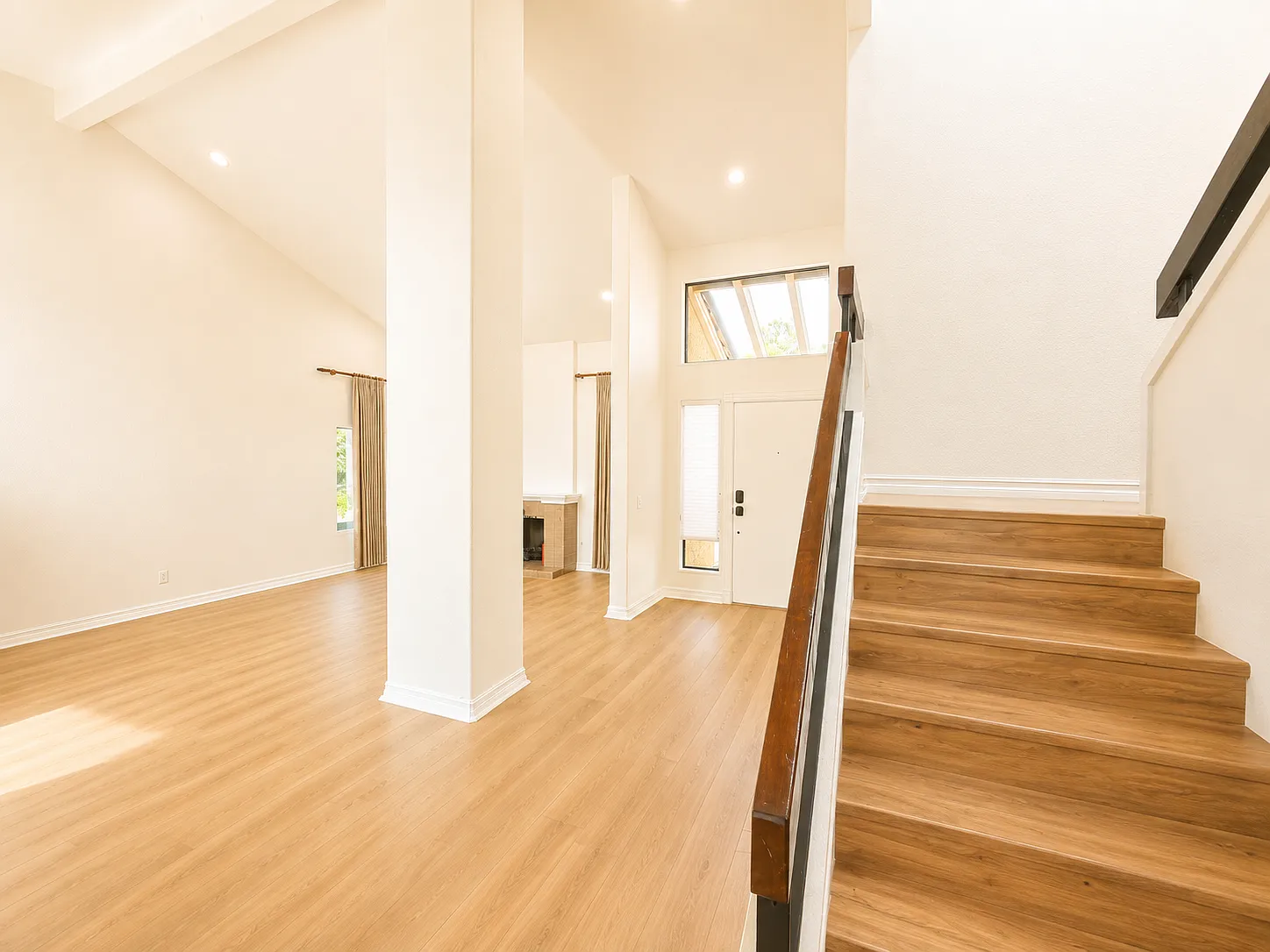 5 bed, 2904 sqft, $7,995 — Photo 4