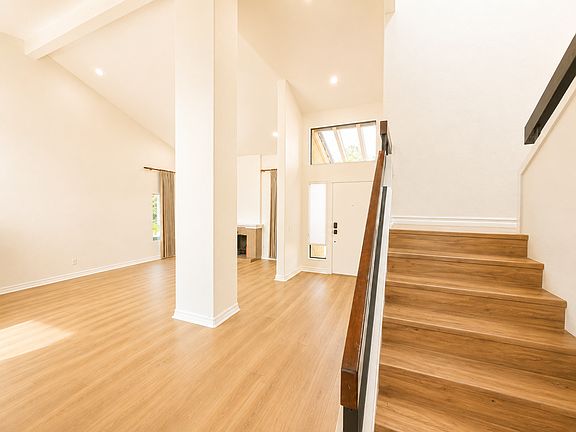 4th image of 3319 Piragua St