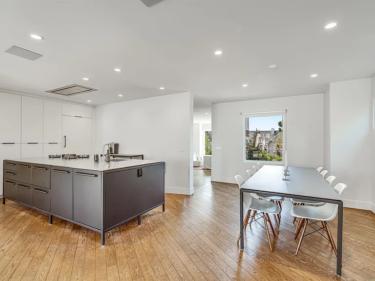 7135 Olivetas Ave — Photo 16