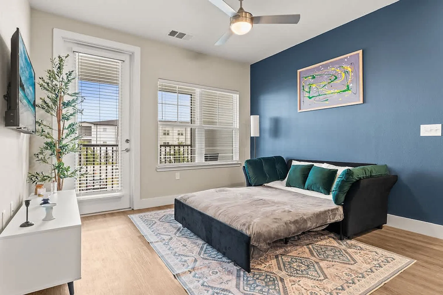 1 bed, 1.0 bath, $3,036 — Photo 4