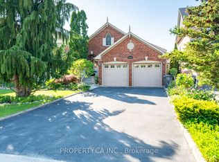 1143 Carding Mill Pl, Mississauga, ON L5W1C4