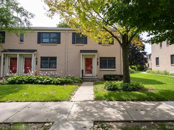 1984 Graefield Rd, Birmingham, MI 48009