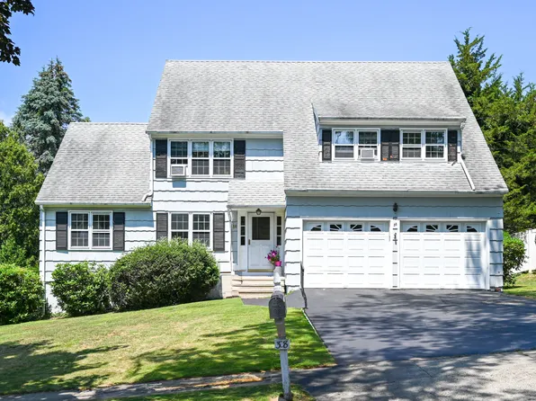 38 Pepperbush Lane, Fairfield, CT 06824