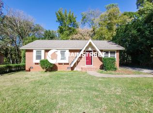 3908 Crestridge Dr, Charlotte, NC 28217