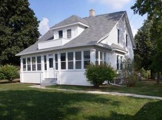 2615 S Webster Ave, Green Bay, WI 54301