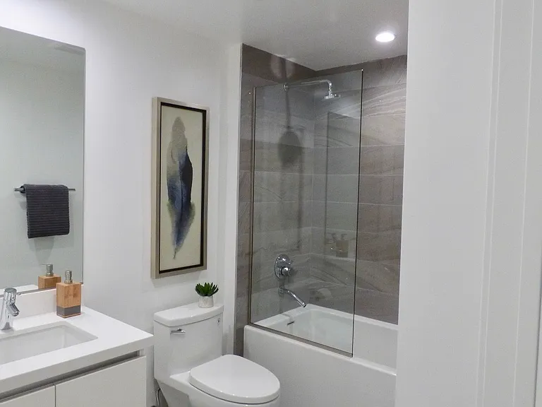 1731 Federal Ave — Photo 19