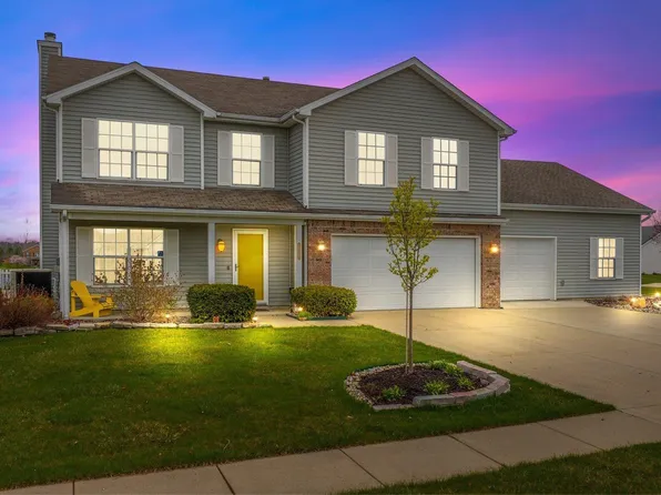 3520 Shadow Creek Dr, Fort Wayne, IN 46818