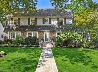 8 Glenside Ter, Montclair, NJ 07043