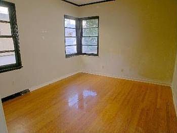 3rd image of 11483 Killion St
