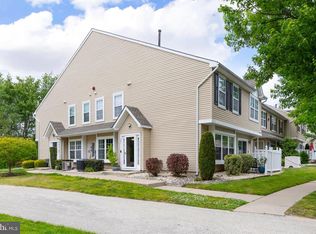 701 Tanglewood Dr, Sicklerville, NJ 08081