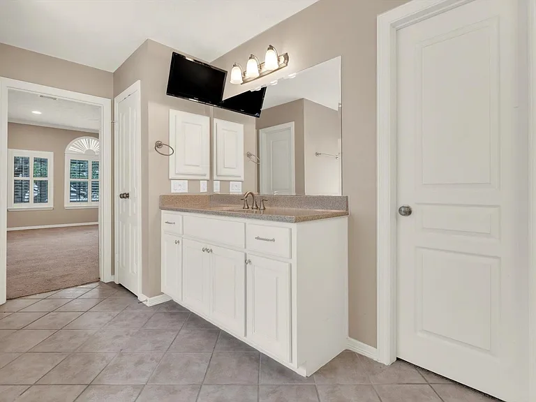 1524 Birdsall St — Photo 30