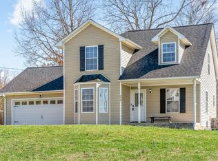 214 Grant Ave, Oak Grove, KY 42262