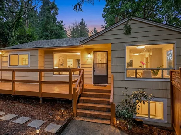 13909 4th Avenue NE, Seattle, WA 98125