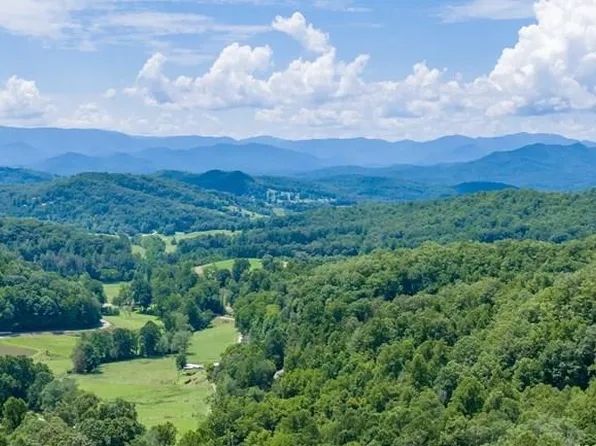LOT 4 Foxwood Dr, Franklin, NC 28734