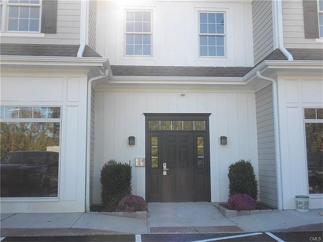 2nd image of 159 Danbury Rd Unit 203