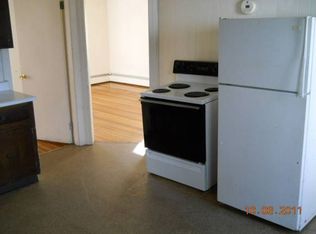 868 Lonsdale Ave APT 2R, Central Falls, RI 02863