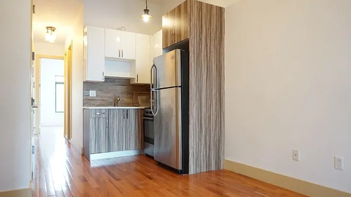 Rented by Nooklyn NYC LLC | media 60