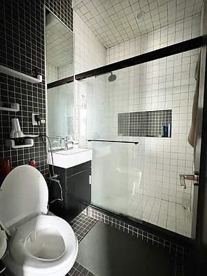 Rented by Pear NYC LLC | media 3