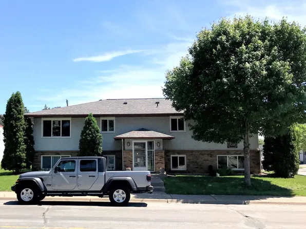 601 Monroe St NE APT 2, Minneapolis, MN 55413