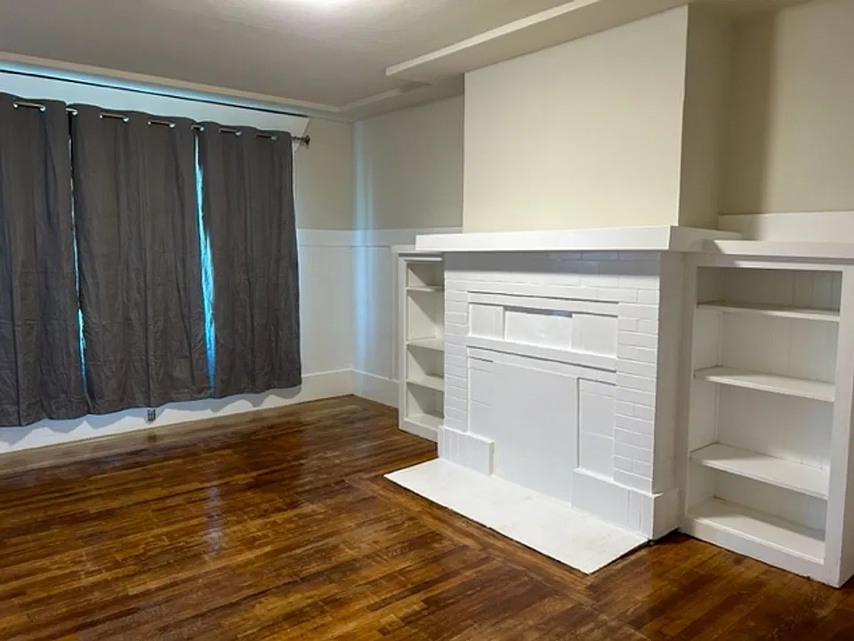 324 43rd St