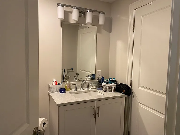 896 Chestnut St #896 — Photo 16