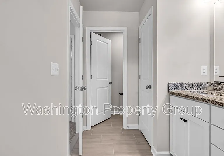 4013 Singerville Ct — Photo 31