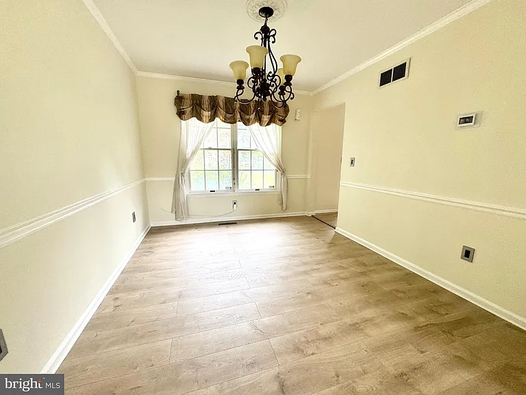 501 Falcon Dr — Photo 7