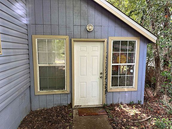 5th image of 1610 Atkamire Dr