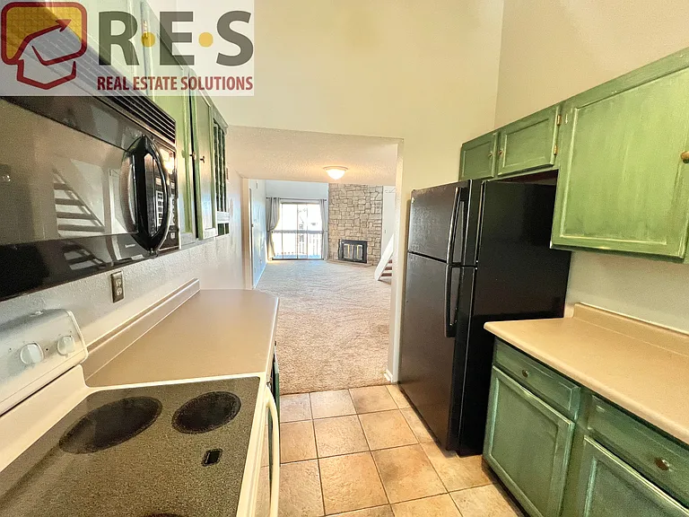 441 Wright St #322 — Photo 8