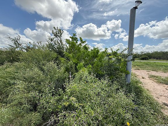 4th image of 12579 FM 2779