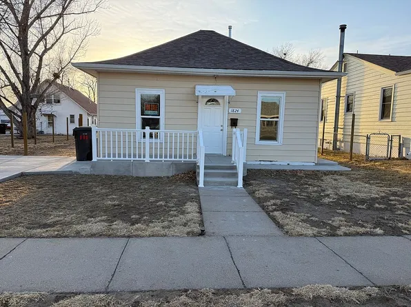 1824 Avenue H, Scottsbluff, NE 69361