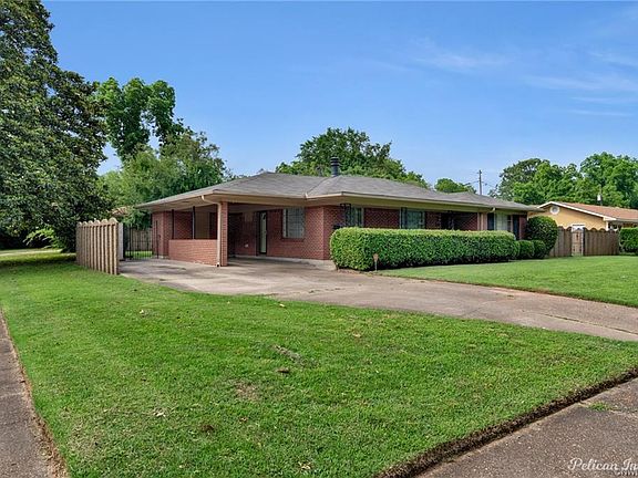 3rd image of 802 Martha Ln