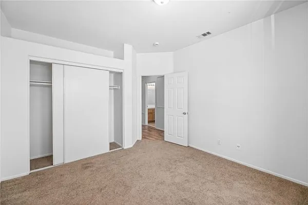 39221 Chantilly Ln — Photo 6