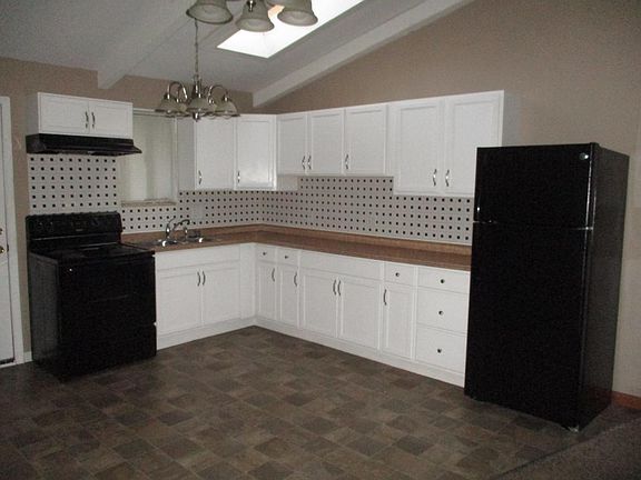 2nd image of 344 Lookout Dr