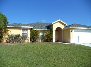 6456 NW Favian Ct, Port Saint Lucie, FL 34953