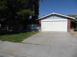 3846 Don Carlos Dr, Las Vegas, NV 89121