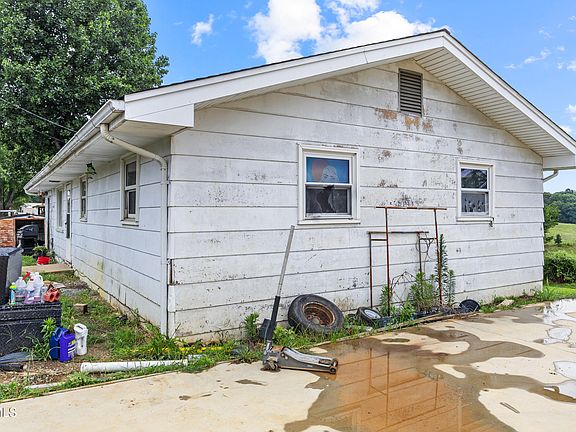 3rd image of 290 Butchertown Rd