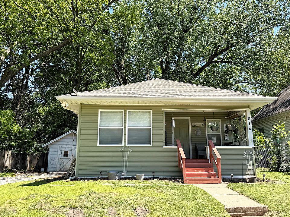 1st image of 816 S New Avenue