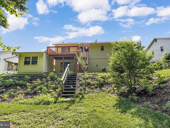 3rd image of 14401 Orange Ct